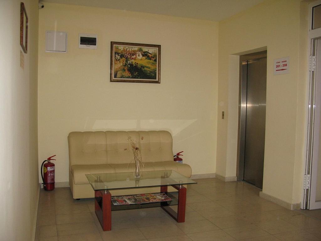 Hotel Tarnovo 大特尔诺沃 客房 照片